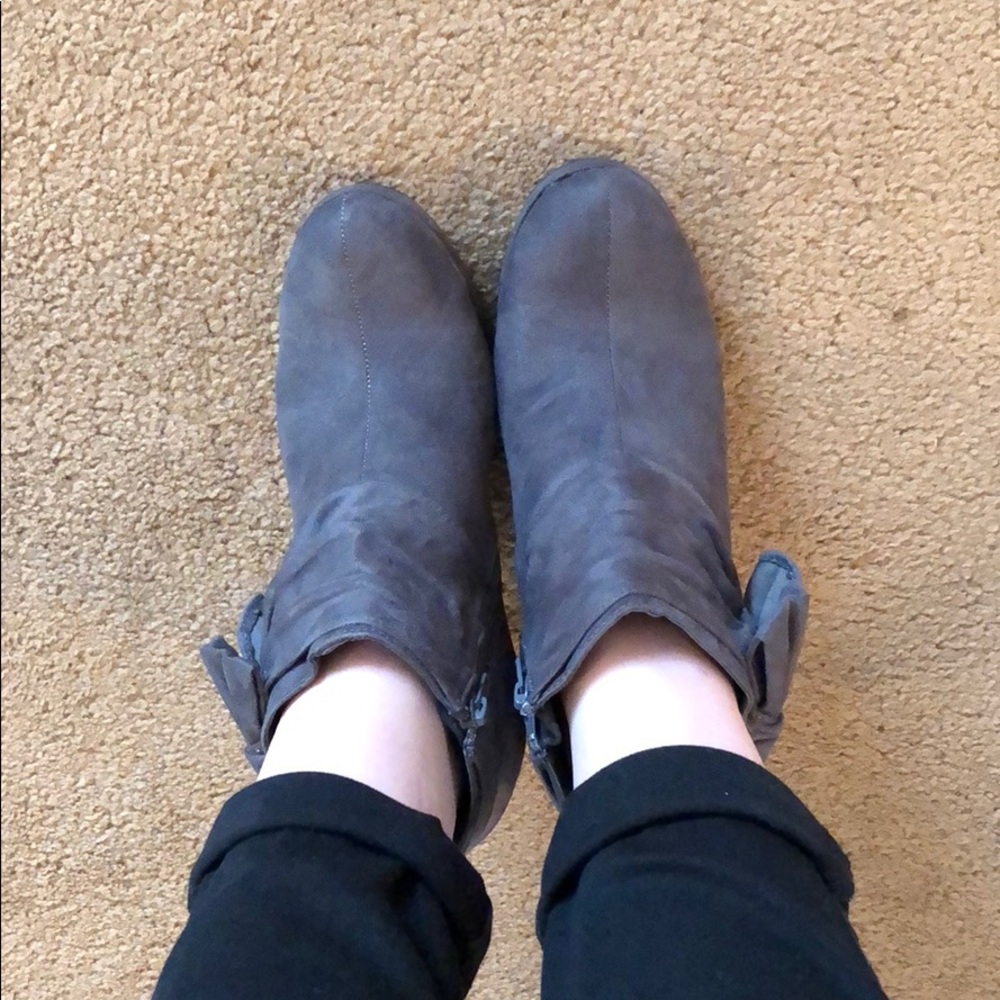 Healed booties
